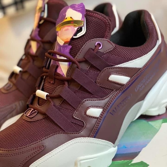 SY0S0C20 - Valentino Garavani Men’s Sneakers - Picture 3 of 15